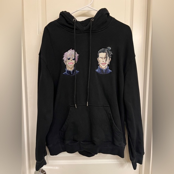 KUTTN Anime Jujutsu Kaisen Embroidered Hoodie, Adult Size Medium - Picture 1 of 4